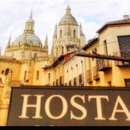 Hostal Plaza Segovia Ngoại thất bức ảnh