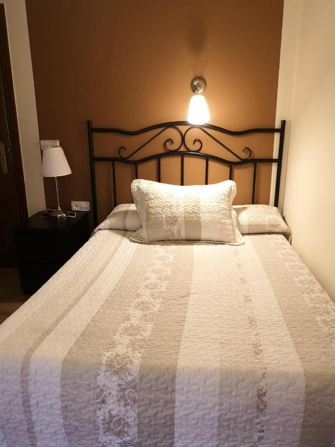 Hostal Plaza Segovia Ngoại thất bức ảnh